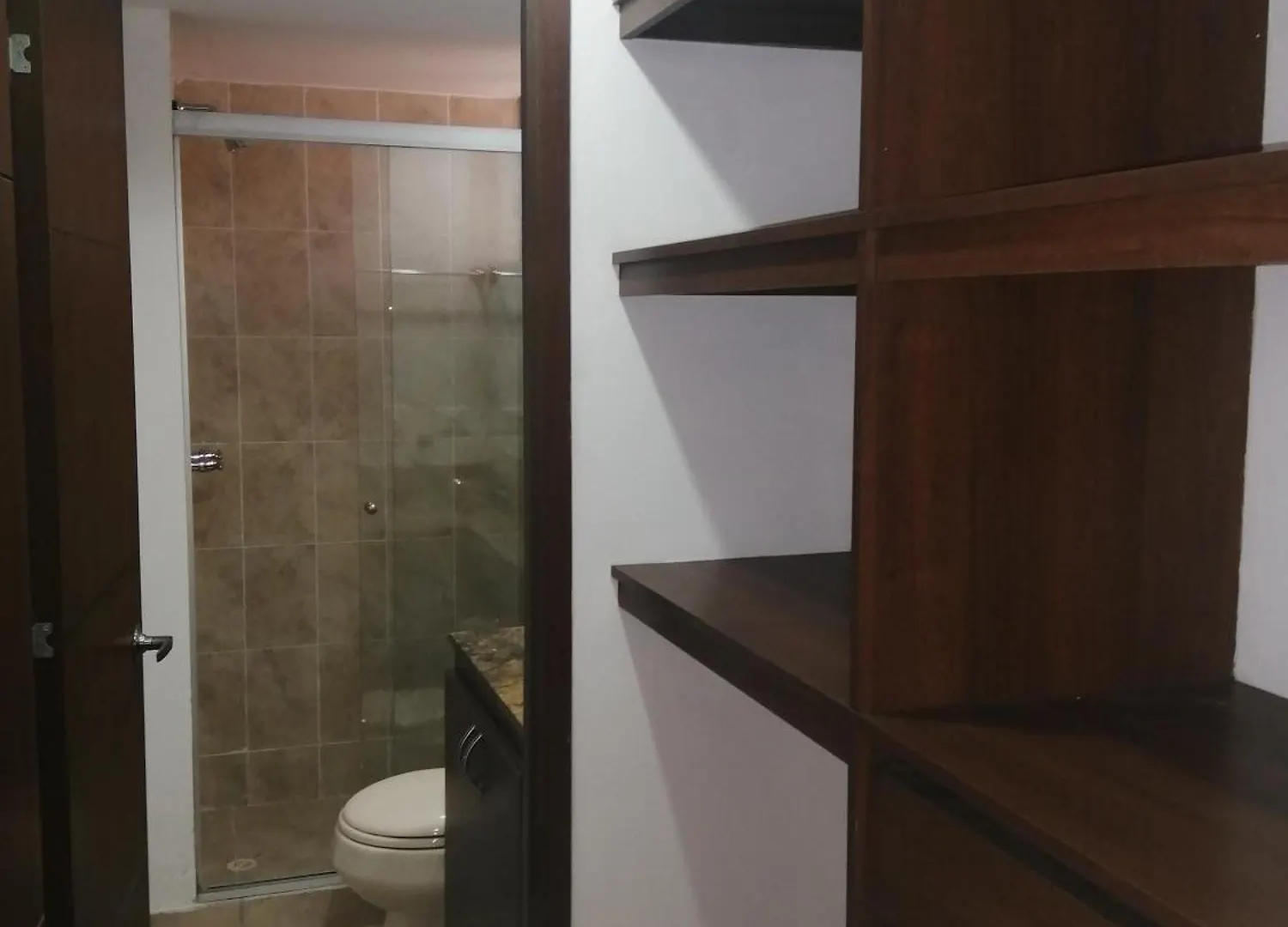 דירה Arriendo Alquilo Apartamento Bogota Cerca Aeropuerto קולומביה